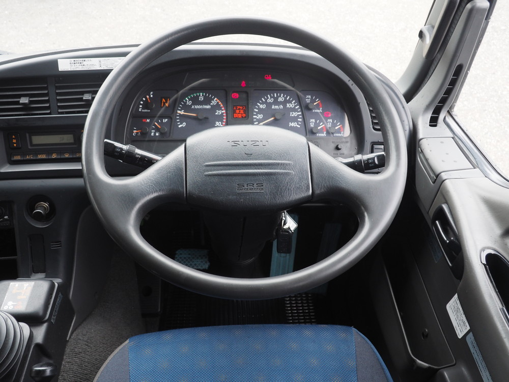 いすゞ ギガ ウイング車 大型 LKG-CYJ77A 年式 H24[写真33]
