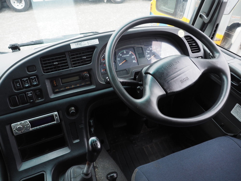 いすゞ ギガ 平ボディ 大型 LKG-CYJ77A 年式 H23[写真30]