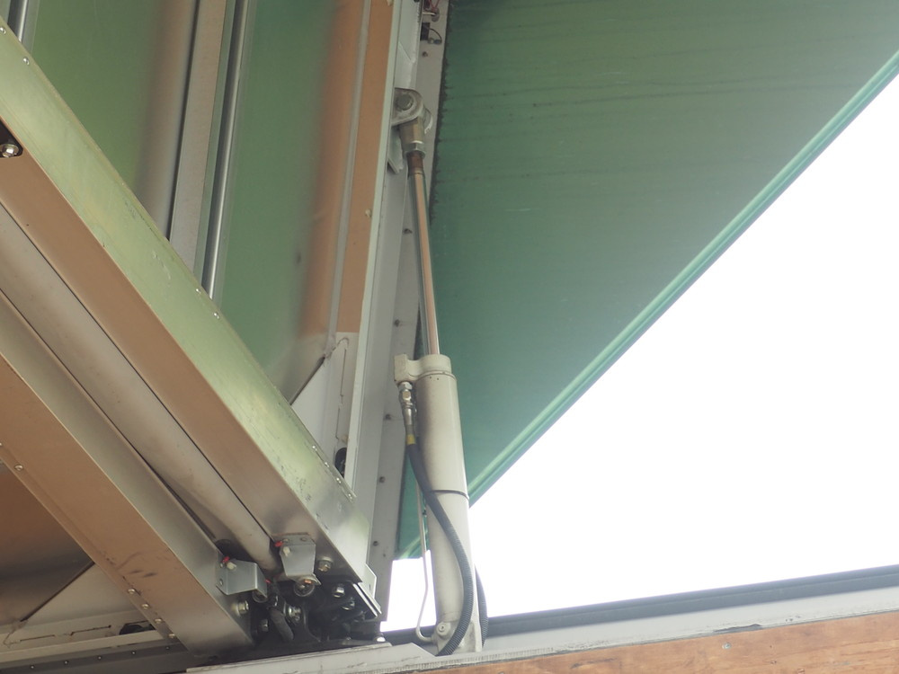 日野 グランドプロフィア ウイング車 大型 QKG-FR1EXBG 年式 H25[写真12]