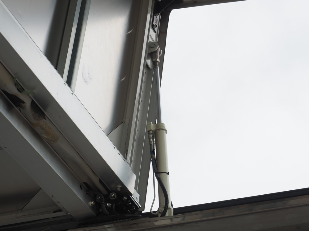 いすゞ フォワード ウイング車 中型 SKG-FRR90T2 年式 H24[写真18]