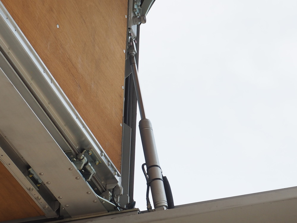 日野 グランドプロフィア ウイング車 大型 QPG-FW1EXEG 年式 H26[写真21]