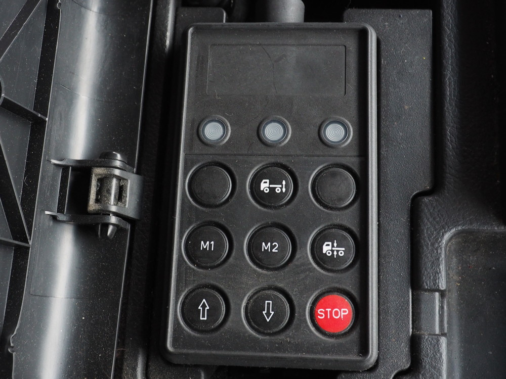 日野 グランドプロフィア ウイング車 大型 QPG-FW1EXEG 年式 H26[写真44]