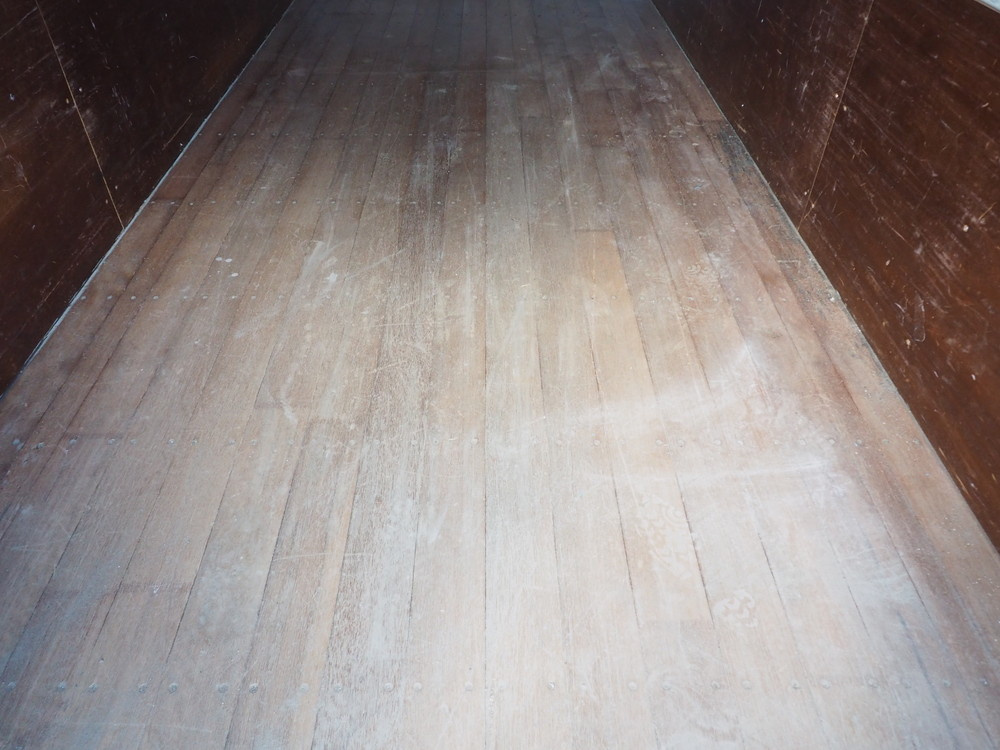 いすゞ エルフ バン車 小型 BKG-NMR85AN 年式 H22[写真18]