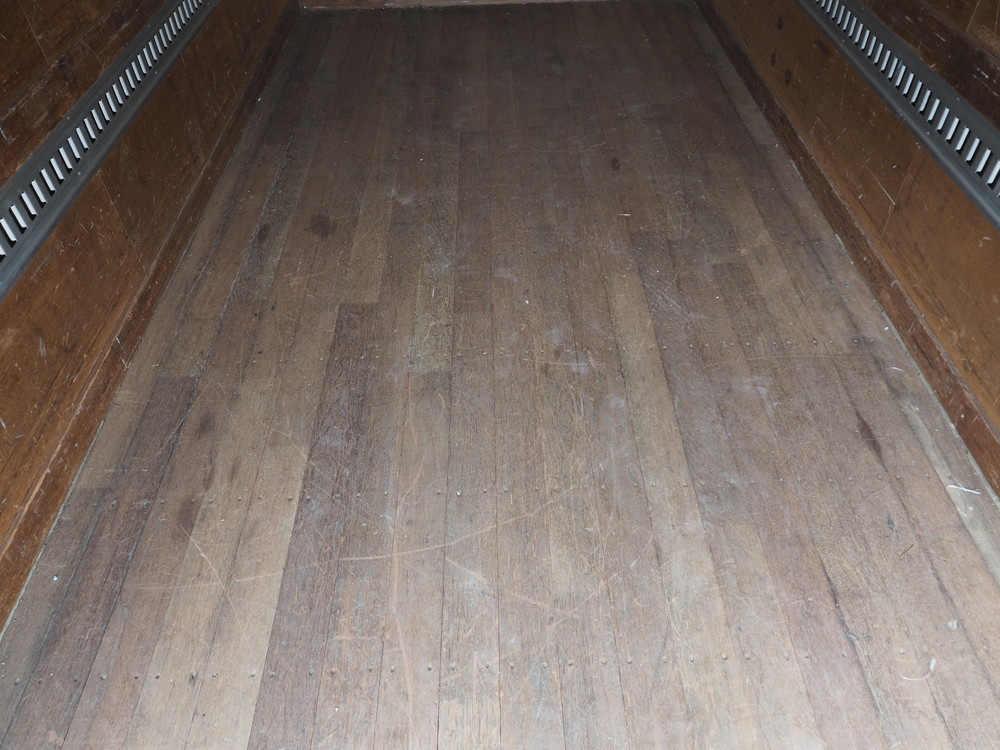 いすゞ エルフ バン車 小型 BKG-NPR85AN 年式 H19[写真16]