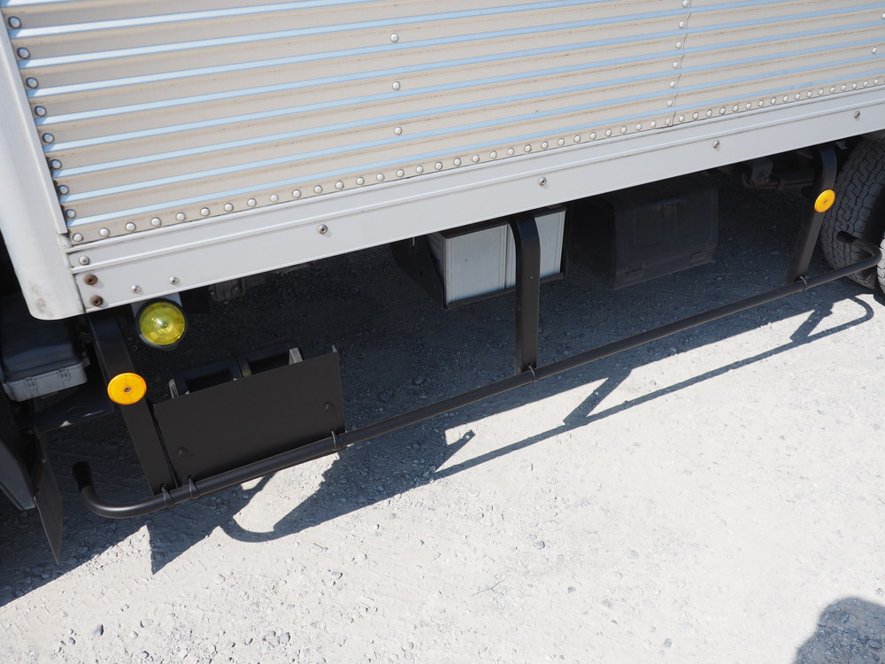 いすゞ エルフ バン車 小型 BKG-NMR85AN 年式 H22[写真14]