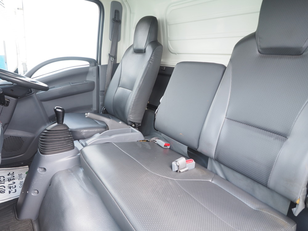 いすゞ エルフ 冷凍バン 小型 TKG-NPR85AN 年式 H26[写真32]