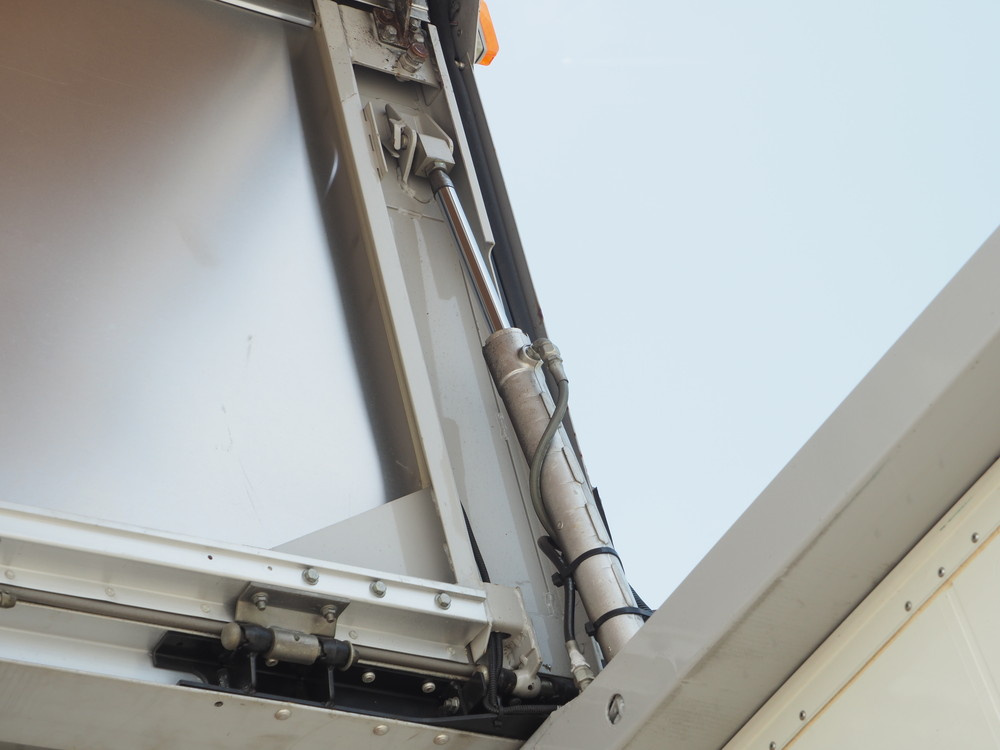 日野 レンジャー ウイング車 中型 BDG-FD8JLWG 年式 H22[写真19]