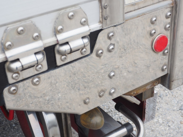 三菱ふそう スーパーグレート 冷凍ウイング 大型 PJ-FS54JVZ 年式 H17 [写真23]