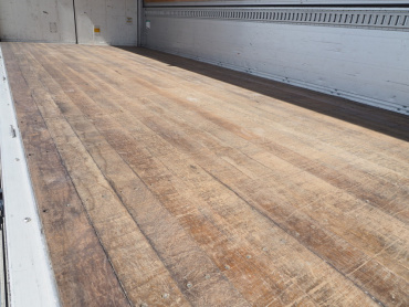 いすゞ フォワード ウイング車 中型 PKG-FRR90S2 年式 H22 [写真28]