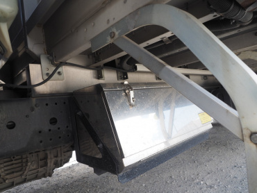 いすゞ フォワード ウイング車 中型 PKG-FRR90S2 年式 H22 [写真46]