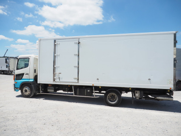 日野 レンジャー 冷凍バン 中型 SKG-FC9JKAA 年式 H23 [写真14]