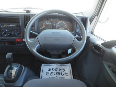 いすゞ エルフ バン車 小型 TKG-NLR85AN 年式 H25 [写真22]