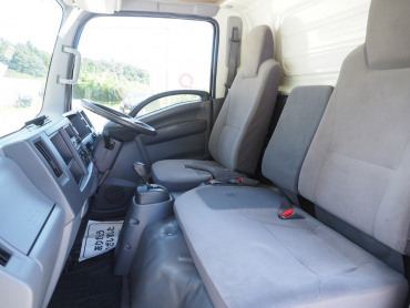 いすゞ エルフ バン車 小型 TKG-NLR85AN 年式 H25 [写真28]