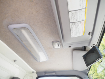 いすゞ エルフ バン車 小型 TKG-NLR85AN 年式 H25 [写真27]