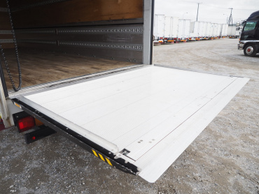 三菱ふそう ファイター ウイング車 中型 TKG-FK64F 年式 H29 [写真29]