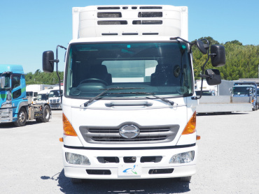 日野 レンジャー 冷凍バン 中型 SKG-FC9JKAA 年式 H23 [写真03]