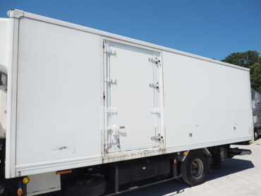 いすゞ フォワード 冷凍バン 中型 SKG-FRR90T2 年式 H24 [写真13]