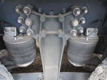 いすゞ ギガ ウイング車 大型 QKG-CYJ77B 年式 H28 [写真48]