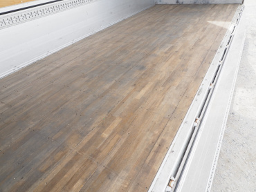 いすゞ フォワード ウイング車 中型 TKG-FRR90T2 年式 H26 [写真23]