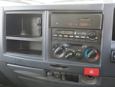 いすゞ エルフ バン車 小型 BKG-NMR85AN 年式 H22 [写真30]