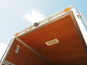 いすゞ エルフ バン車 小型 BKG-NMR85AN 年式 H22 [写真21]