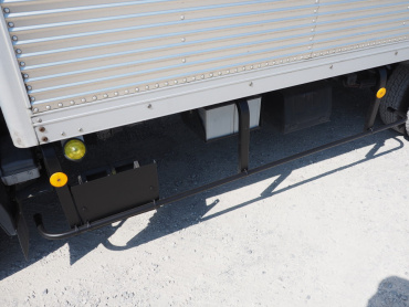 いすゞ エルフ バン車 小型 BKG-NMR85AN 年式 H22 [写真14]