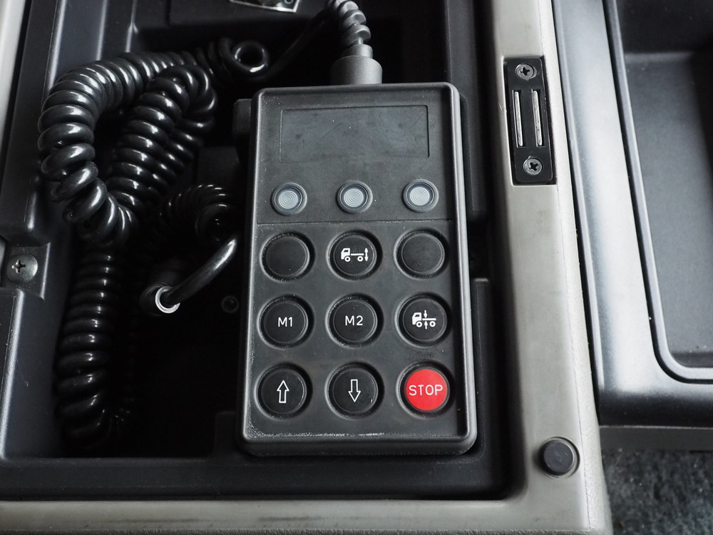 三菱ふそう スーパーグレート ウイング車 大型 QPG-FS64VZ 年式 H27[写真23]