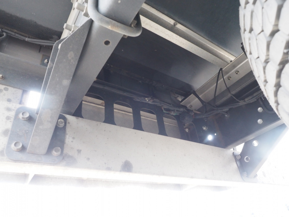 いすゞ フォワード 冷凍バン 中型 TKG-FRR90T2 年式 H27[写真58]