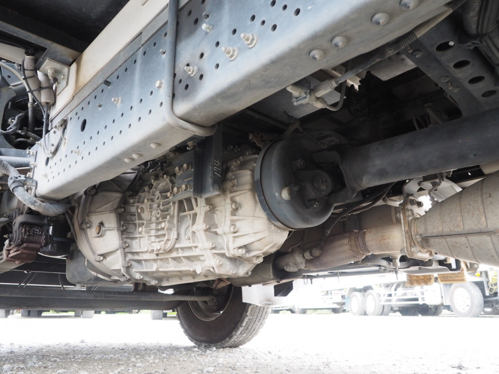 いすゞ フォワード 冷凍バン 中型 TKG-FRR90T2 年式 H27[写真51]