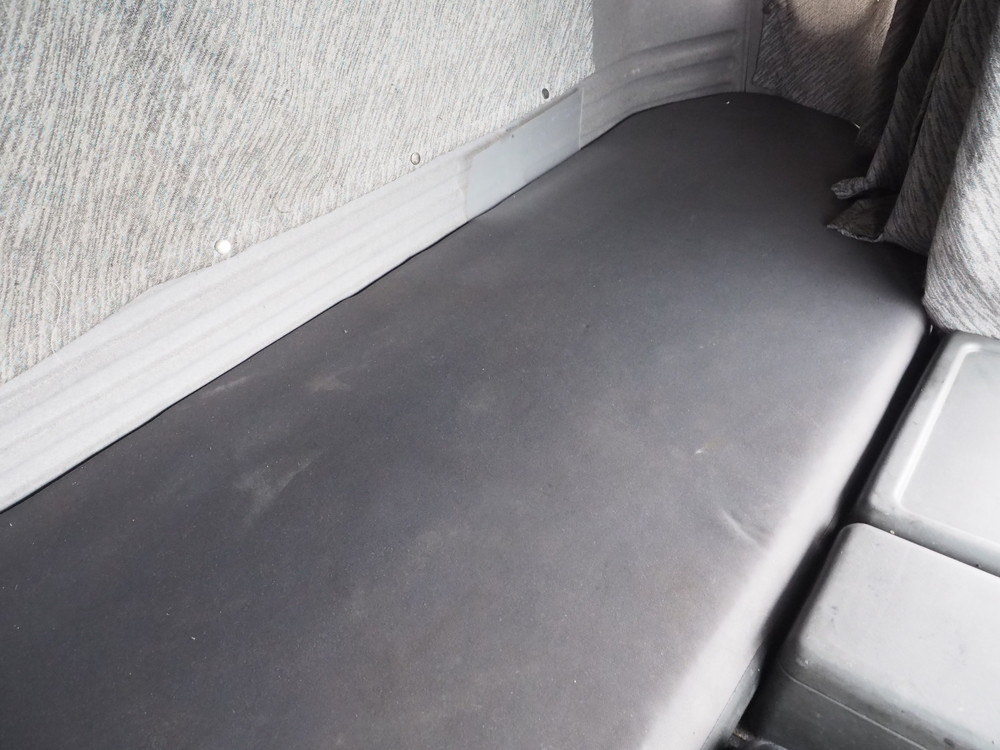 いすゞ ギガ ウイング車 大型 LKG-CYJ77A 年式 H24[写真41]