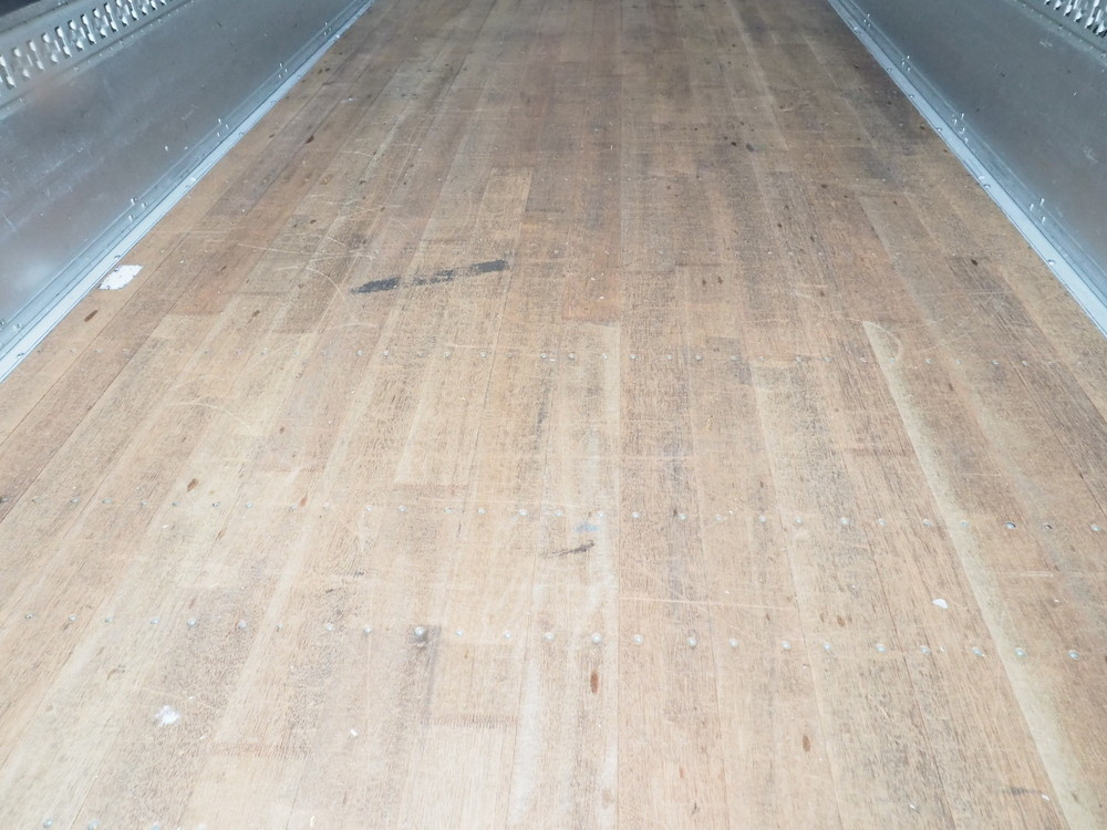 いすゞ エルフ ウイング車 小型 TRG-NPR85AN 年式 H27[写真27]