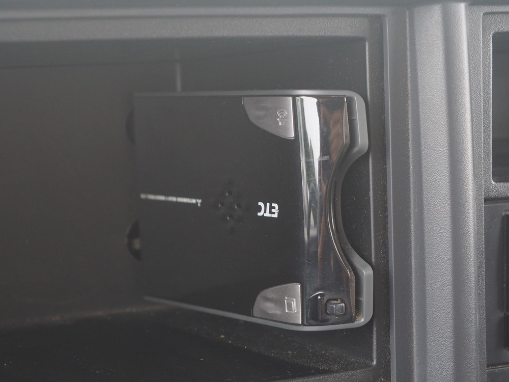 いすゞ エルフ バン車 小型 TKG-NMR85AN 年式 H25[写真26]