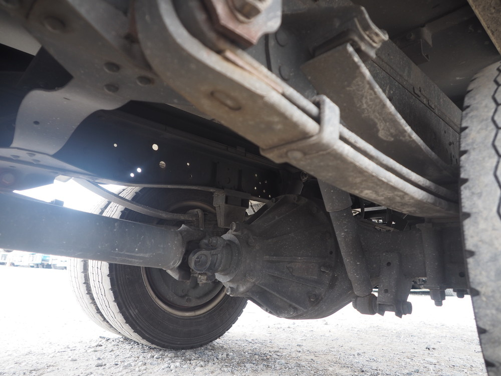 いすゞ エルフ バン車 小型 TKG-NMR85AN 年式 H25[写真31]