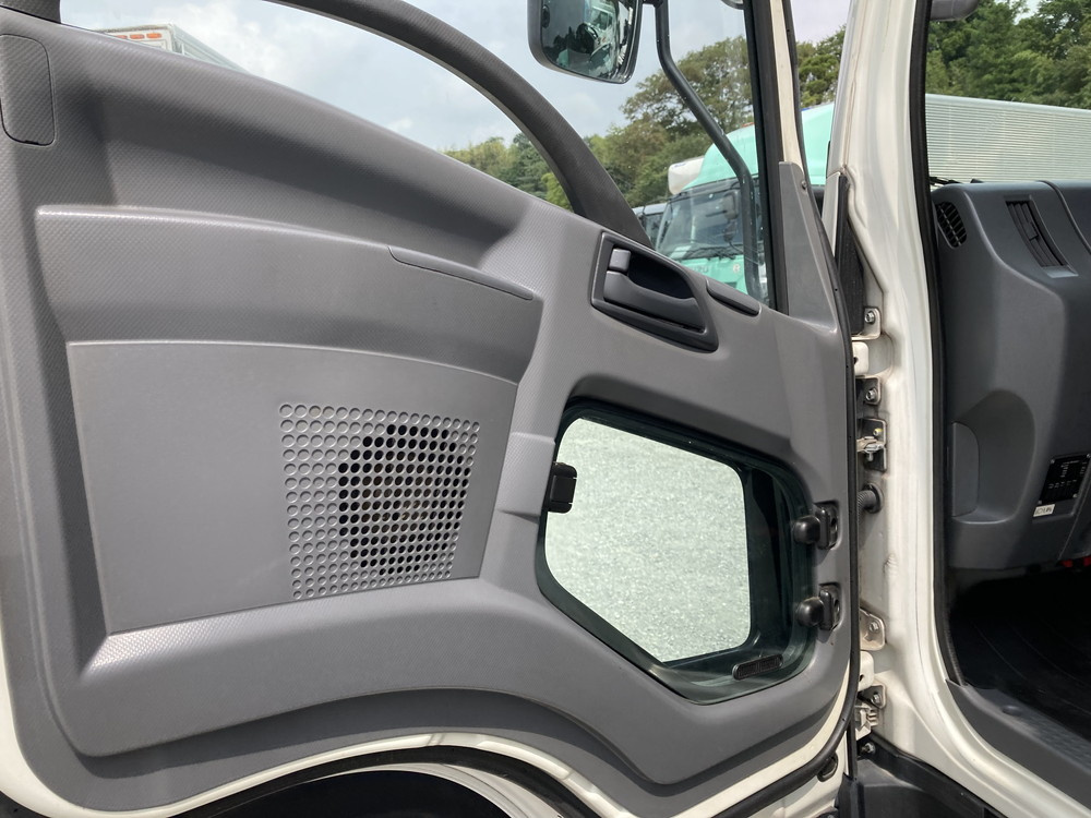 いすゞ フォワード ウイング車 中型 TKG-FRR90T2 年式 H29[写真59]