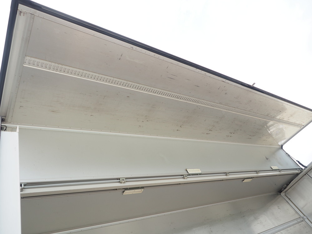 三菱ふそう スーパーグレート ウイング車 大型 QKG-FS54VZ 年式 H24[写真23]