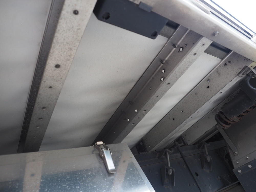 三菱ふそう スーパーグレート ウイング車 大型 QKG-FS54VZ 年式 H24[写真48]