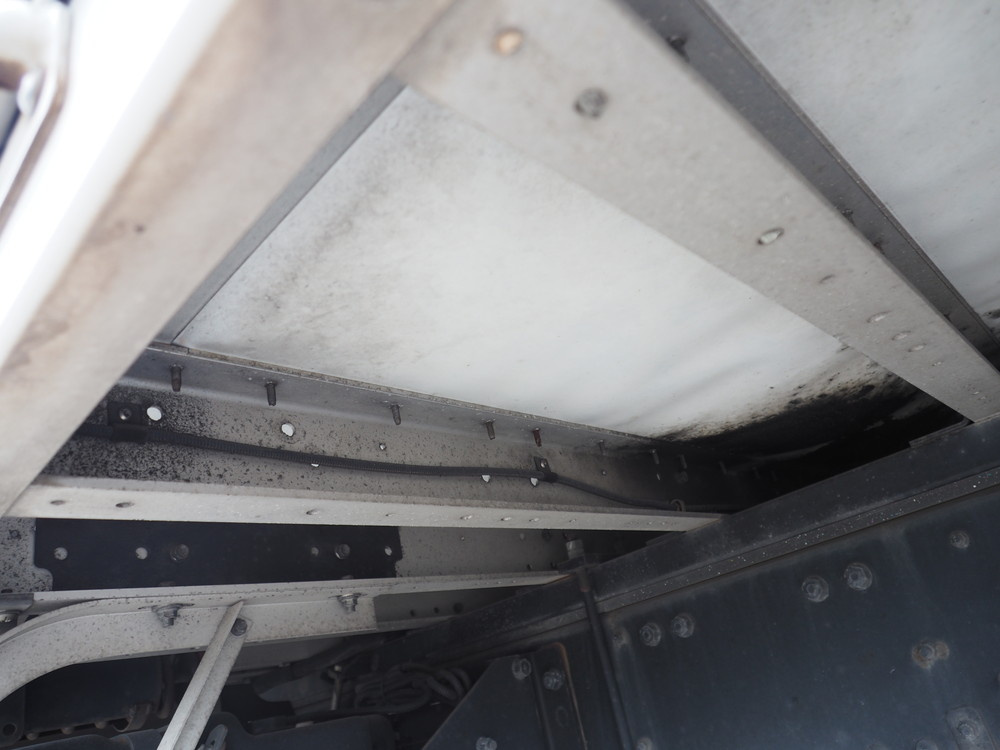 三菱ふそう スーパーグレート ウイング車 大型 QKG-FS54VZ 年式 H24[写真49]