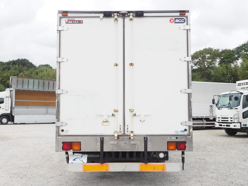 いすゞ フォワード 冷凍バン 中型 PKG-FRR90T2 年式 H21[写真06]