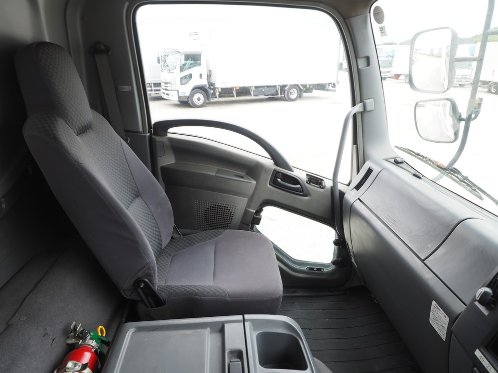 いすゞ フォワード 冷凍バン 中型 PKG-FRR90T2 年式 H21[写真33]