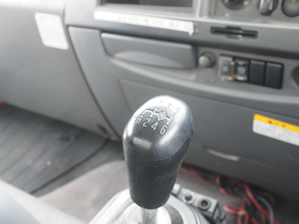 いすゞ フォワード 冷凍バン 中型 PKG-FRR90T2 年式 H21[写真34]