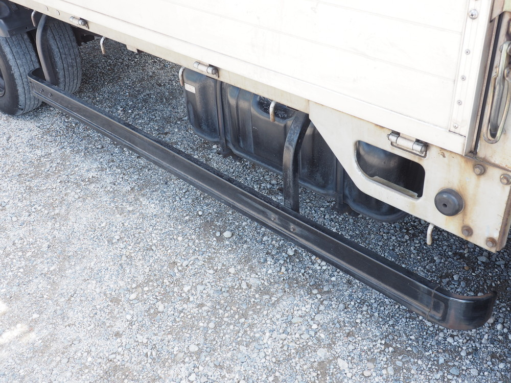 いすゞ エルフ 平ボディ 小型 KK-NPR66LR 年式 H11[写真09]