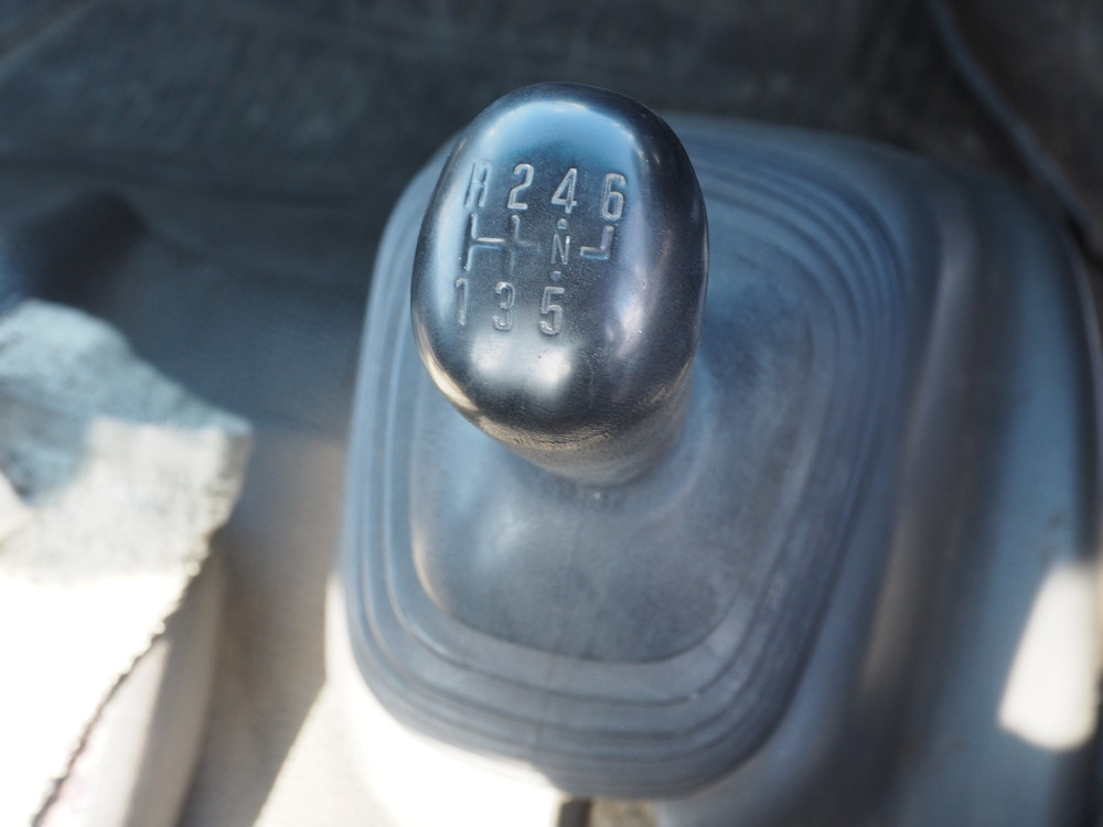 いすゞ エルフ 平ボディ 小型 KK-NPR66LR 年式 H11[写真25]