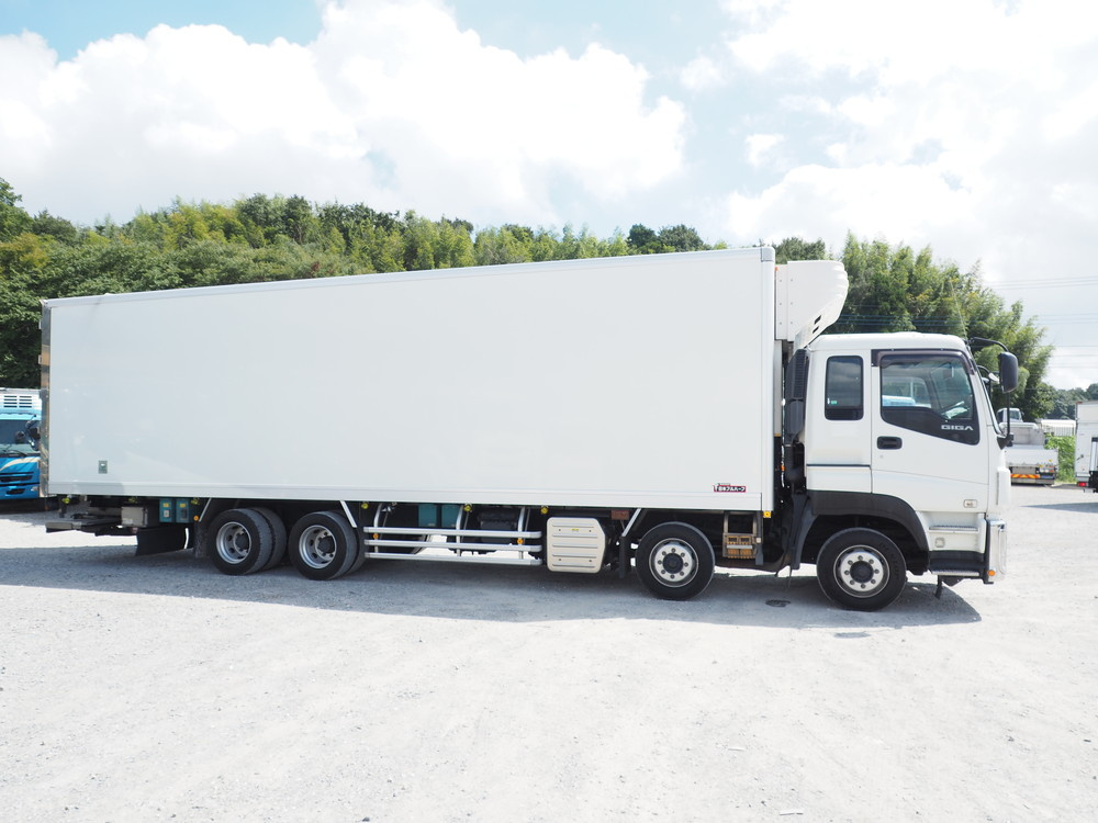 いすゞ ギガ 冷凍バン 大型 QKG-CYJ77A 年式 H27[写真09]