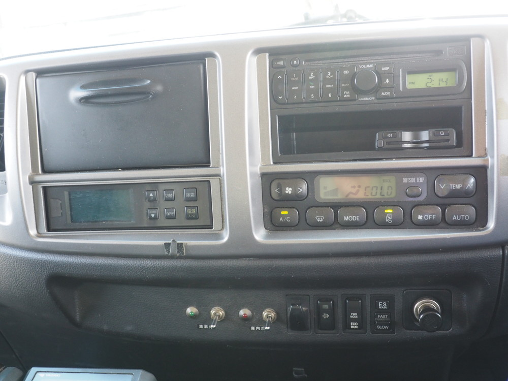 日野 レンジャー 冷凍バン 中型 TKG-FD7JKAG 年式 H24[写真33]