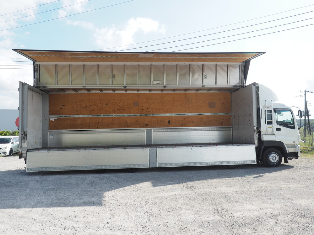 いすゞ ギガ ウイング車 大型 LKG-CYJ77A 年式 H24[写真10]