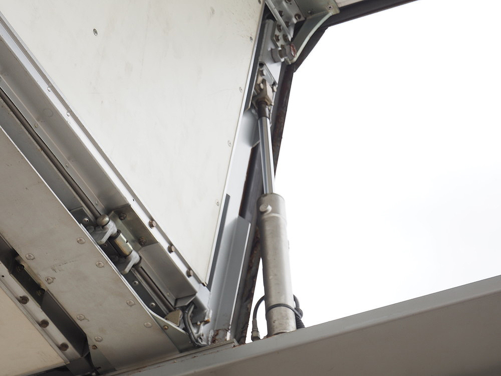 日野 グランドプロフィア ウイング車 大型 BKG-FW1EZYG 年式 H19[写真21]