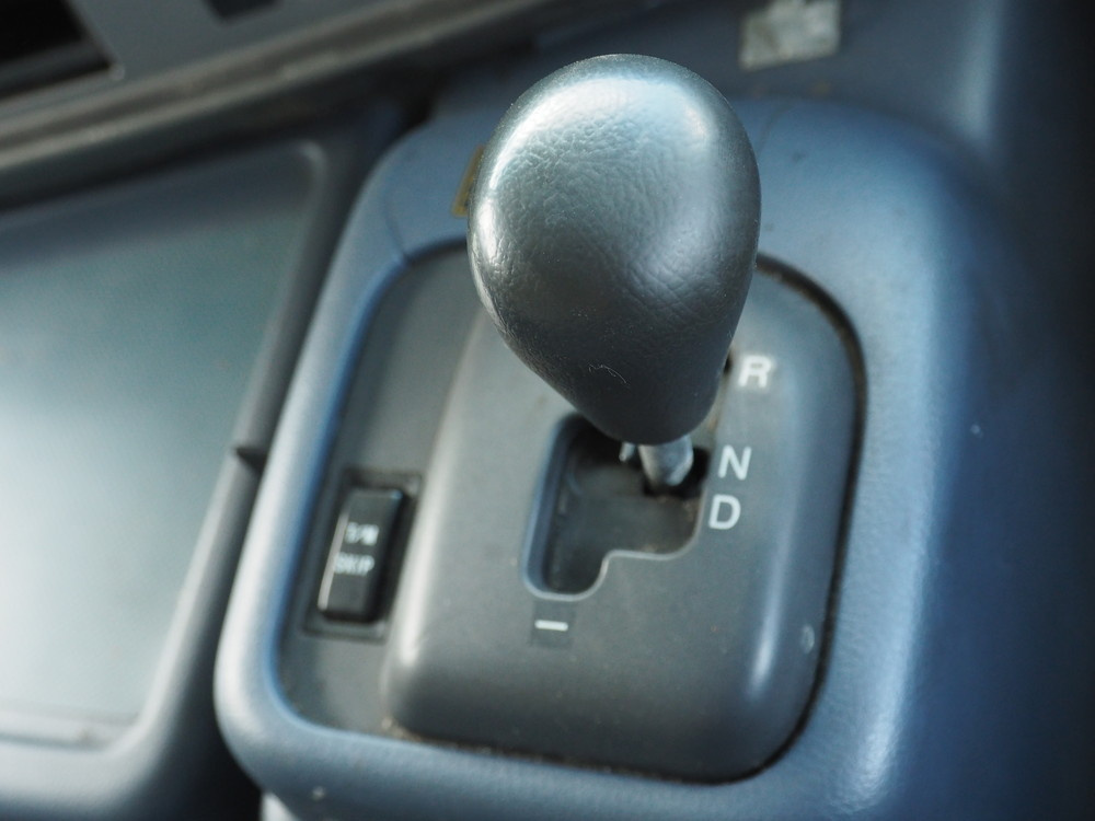 日野 グランドプロフィア ウイング車 大型 BKG-FW1EZYG 年式 H19[写真38]