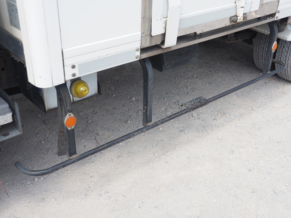 いすゞ エルフ 冷凍バン 小型 SKG-NPR85AN 年式 H23[写真13]