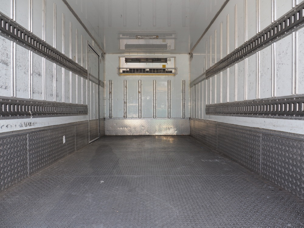 いすゞ エルフ 冷凍バン 小型 SKG-NPR85AN 年式 H23[写真17]