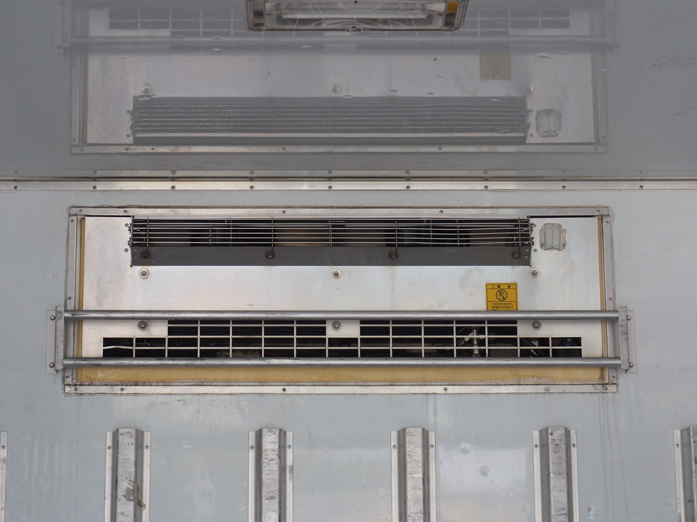 いすゞ エルフ 冷凍バン 小型 SKG-NPR85AN 年式 H23[写真18]